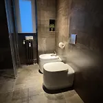 Escapadaburgos, Bruma Obscuro, Vivienda Exclusiva En Pleno Centro De La Ciudad Burgo