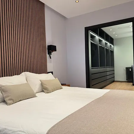 Lejlighed Escapadaburgos, Bruma Obscuro, Vivienda Exclusiva En Pleno Centro De La Ciudad Burgo