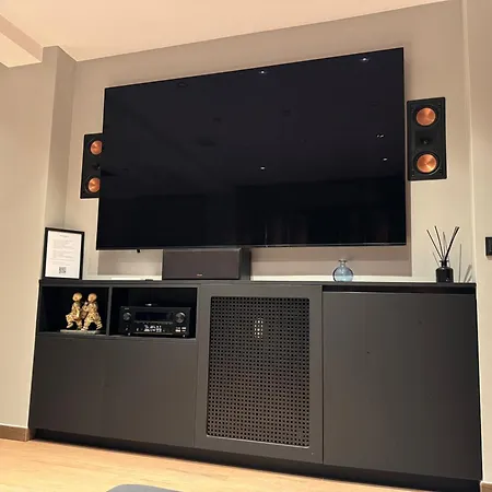 Escapadaburgos, Bruma Obscuro, Vivienda Exclusiva En Pleno Centro De La Ciudad * Burgo