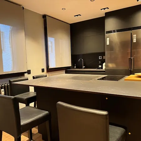 Apartment Escapadaburgos, Bruma Obscuro, Vivienda Exclusiva En Pleno Centro De La Ciudad Burgos