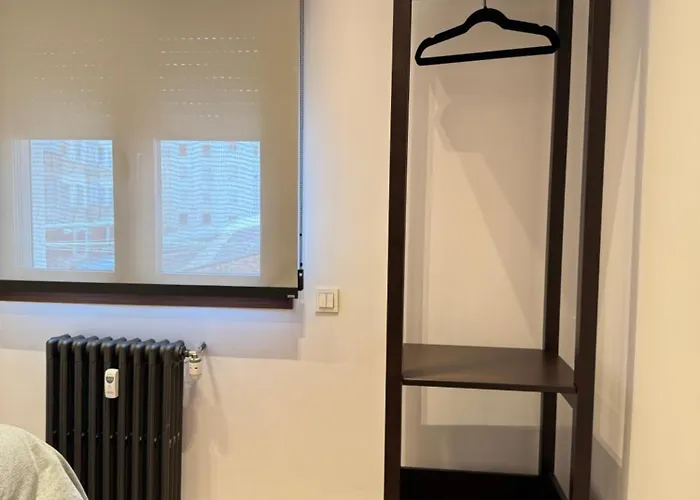 Escapadaburgos, Bruma Obscuro, Vivienda Exclusiva En Pleno Centro De La Ciudad * Burgo