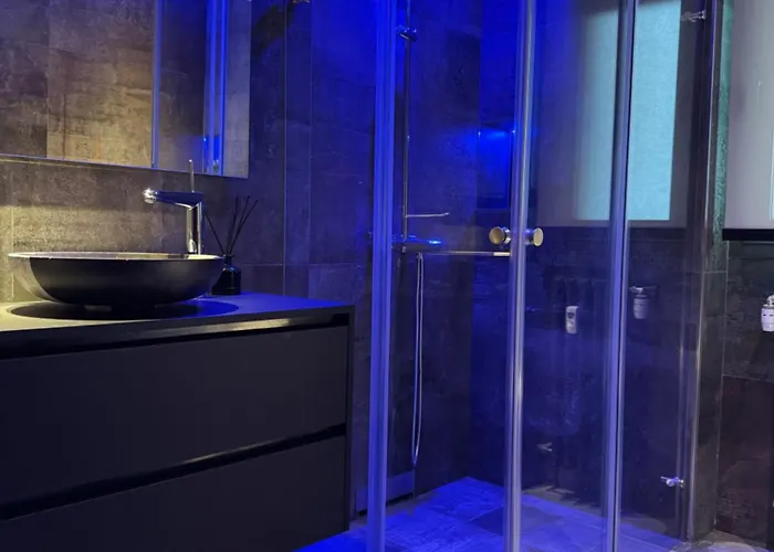 Escapadaburgos, Bruma Obscuro, Vivienda Exclusiva En Pleno Centro De La Ciudad アパート