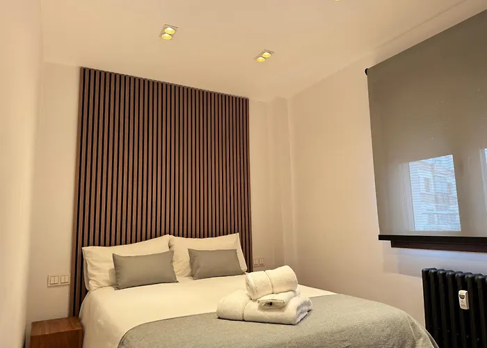 Escapadaburgos, Bruma Obscuro, Vivienda Exclusiva En Pleno Centro De La Ciudad アパート *